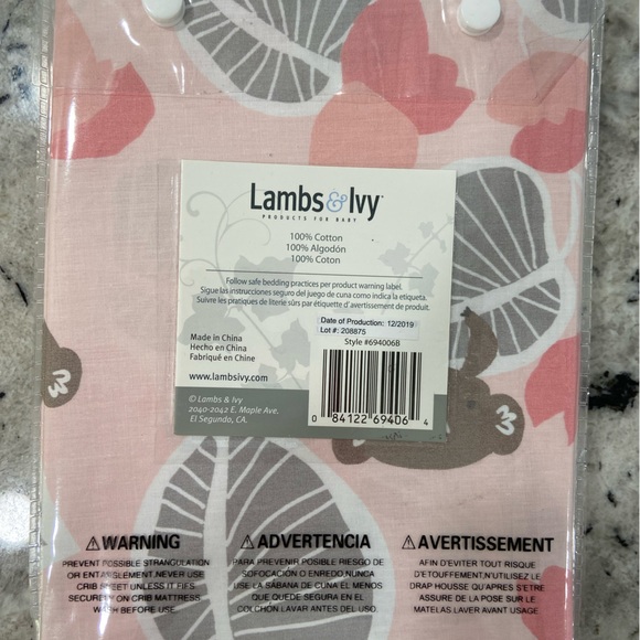 Lambs & Ivy Crib Fitted Sheet - Picture 2 of 3